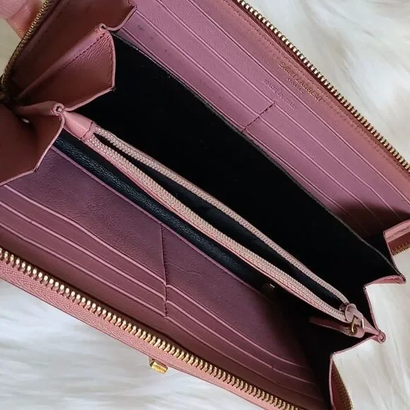 💯 Authentic YSL Wallet 🍀